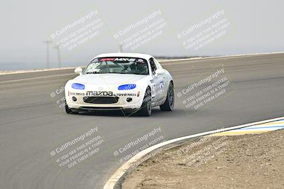 media/Jan-26-2025-CalClub SCCA (Sun) [[cfcea7df88]]/Group 4/Race/